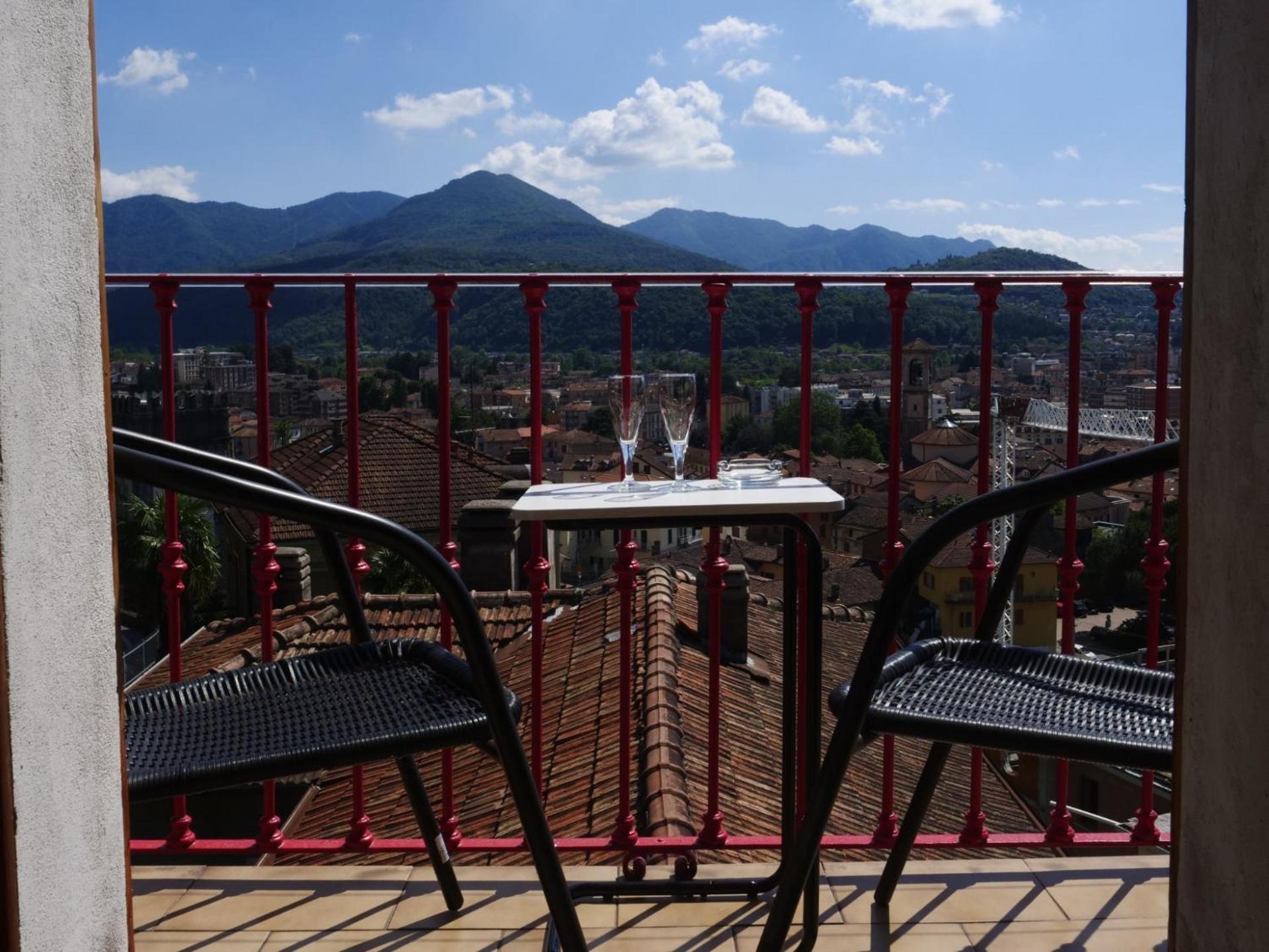 Appartamento Vista Lago Luino Esterno foto